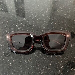 Chic Brown Square Sunglasses